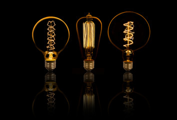 Interesting Lightbulbs on black background with big resloution