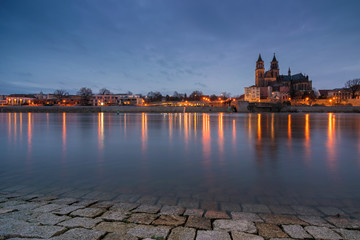 Mageburger Elbufer am Abend, Sachsen-Anhalt