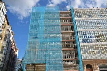 edificio antiguo en rehabilitación