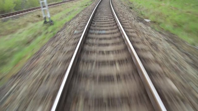 Eisenbahngleise w&auml;hrend der Fahrt 1, Canon 5D