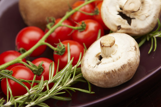healthy eating fresh vegetables and fruits mushrooms