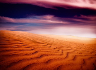 Fototapeta na wymiar sand desert,sunset
