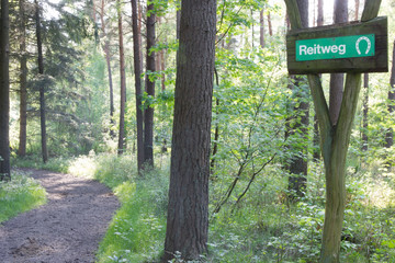 Reitweg Hinweisschild