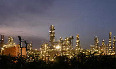 Fototapeta na wymiar Oil Refinery factory