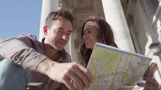  Attractive couple sightseeing in London