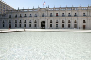 Fototapeta na wymiar La Moneda Presidential Palace - Santiago - Chile