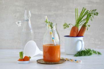 Karotten-Bananen-Smoothie mit Ingwer