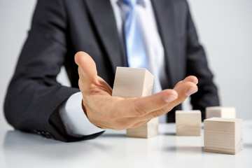 Concept of business hierarchy and human resources