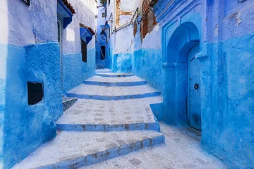 Gordijnen View of a street in the town of Chefchaouen in Morocco © Tiago Fernandez