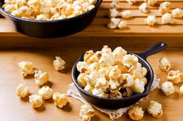 Homemade caramel popcorn