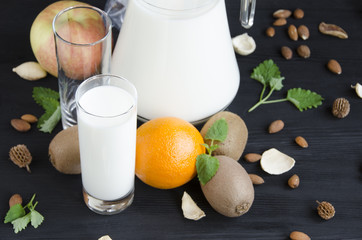 milk with fruit mint
