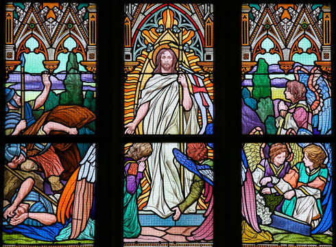 Stained Glass - Jesus rising from the grave