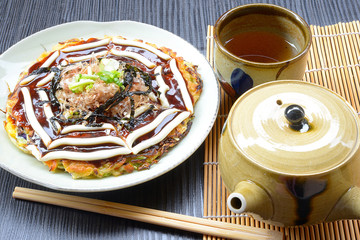 Modanyaki Okonomiyaki Japanses Pizza
