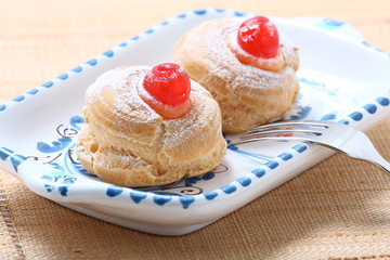 piccoli pasticcini bignè