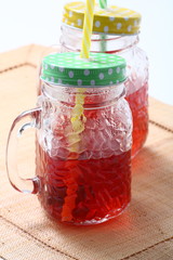 Tisana calda alle erbe