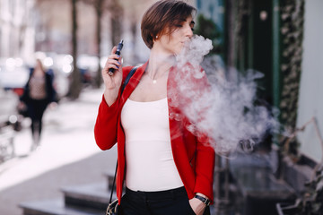 girl with the electronic cigarette