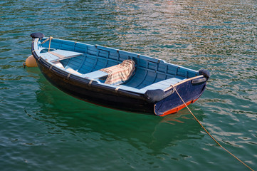 Obraz premium Lonely boat.