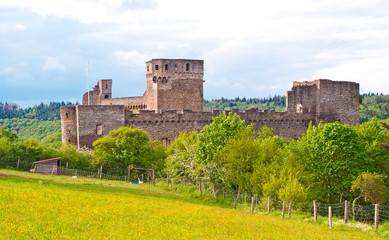 Burg Hohenstein bei Bad Schwalbach im Rheingau-Taunus, Hessen