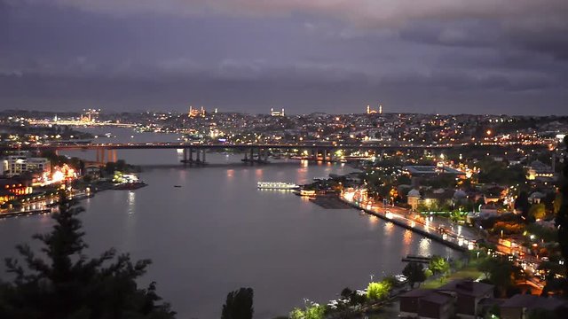 Istanbul halic bridge from pierre loti hil.