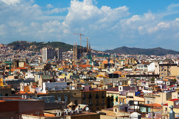 Fototapeta na wymiar Day view of Barcelona city