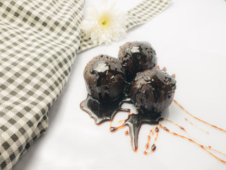 Chococlate Ball and Chocolate cream