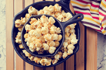 Homemade caramel popcorn