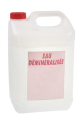 Bidon d'eau déminéralisée