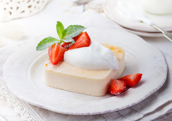 Pudding, cheesecake, custard dessert, sour cream