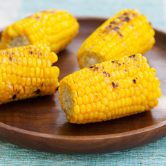 Grilled corn on the cob with salt and butter