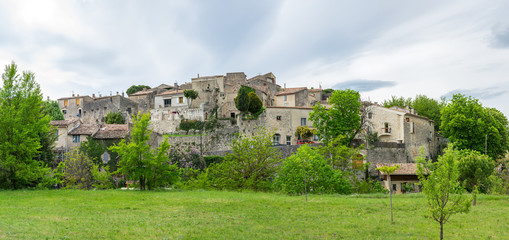 Fototapeta na wymiar Village in Provence
