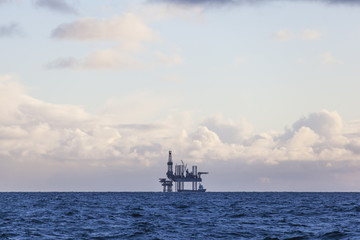 Fototapeta na wymiar Oil platform in Azerbaijan