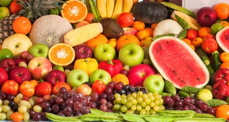 Rolgordijnen Groep verse groenten en fruit voor gezond © peangdao