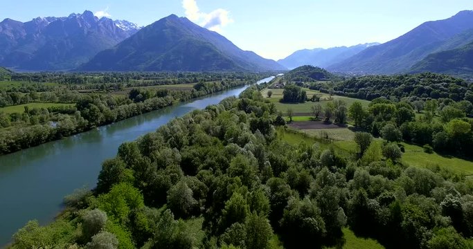 Aerial 4k - Lago di Como (IT) - Colico - Trivio di Fuentes - Foce dell'Adda