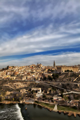 Fototapeta na wymiar Panoramic view of the city of Toledo, Spain