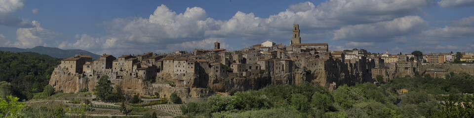 Fototapeta na wymiar Panorama Pitigliano, Tuscany