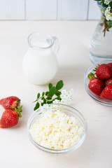 cottage cheese with strawberry and fresh berries