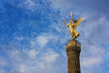 Fototapeta na wymiar The Victory Column in Berlin, Germany