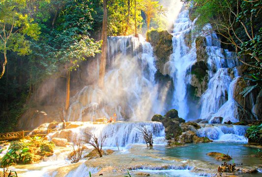 Kuang si waterfall in laos 2