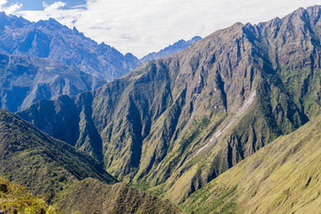 Fototapeta premium Steep mountains near Machu Picchu, Peru
