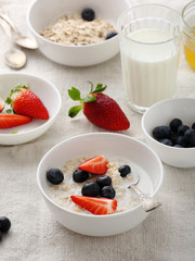 morning oat with strawberries