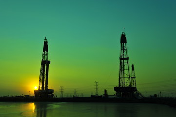 Obraz premium Rusty drill pipe and drill