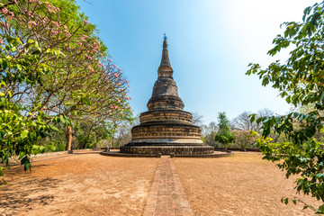 Fototapeta na wymiar Ancient Pagoda. Wat U-mong (Tunnel temple) in Chiang mai provinc