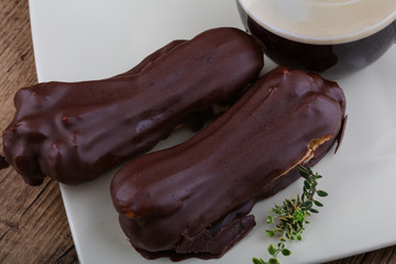 Eclairs
