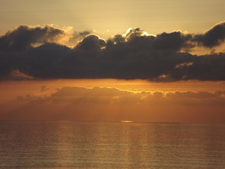 Sole appena tramontato