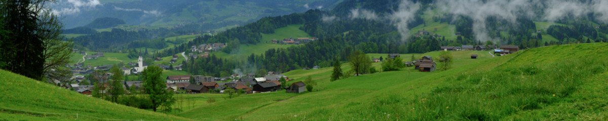 Fototapeta premium Egg Panorama im Mai
