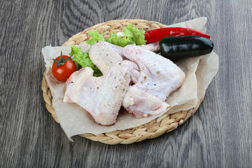 Raw chicken wings