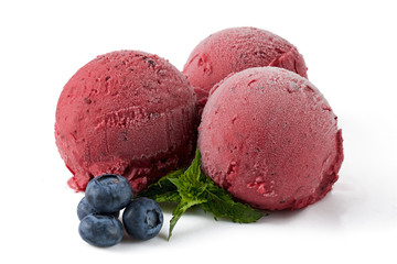 Berry ice cream balls with blueberry