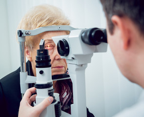 Consultation with an ophthalmologist