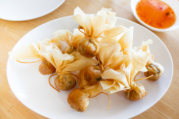 Thai traditional appetisers (Toong Tong)