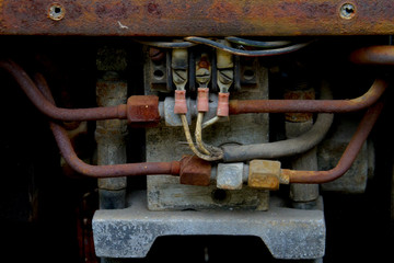 unsafe connected cable